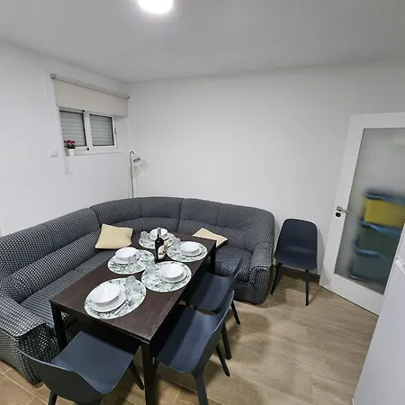 Camoes Apartment Porto
